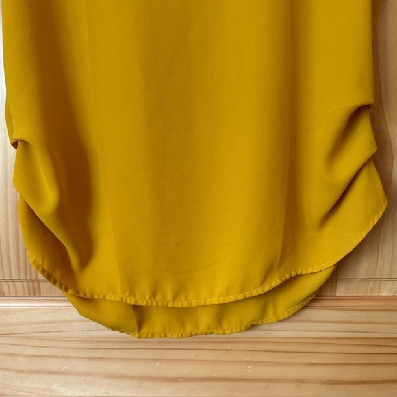 MINE shirred cap sleeve scoop neck mustard blouse size large - Picture 8 of 14